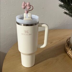 Stanley Cream Mug with Pink Bow Straw